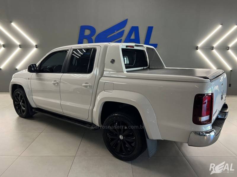 VOLKSWAGEN - AMAROK - 2020/2020 - Branca - R$ 189.900,00