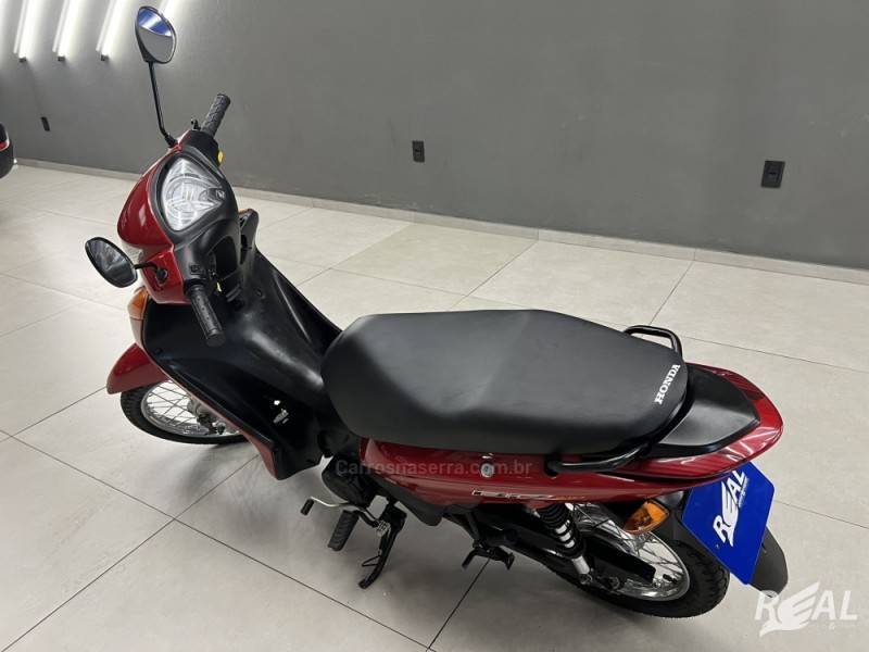 HONDA - BIZ 100 - 2015/2015 - Vermelha - R$ 10.900,00