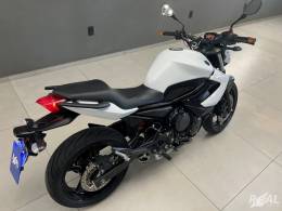 YAMAHA - XJ6 N - 2012/2012 - Branca - R$ 29.900,00