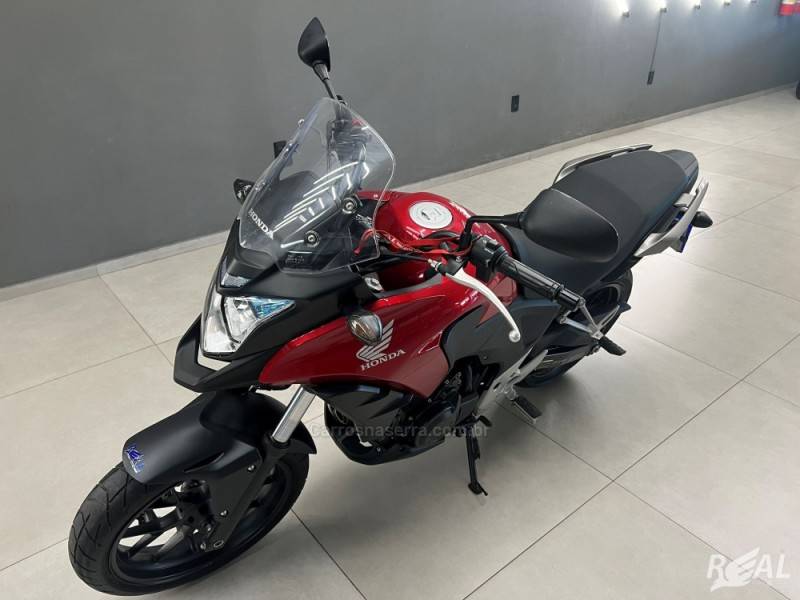 HONDA - CB 500 - 2015/2015 - Vermelha - R$ 34.900,00