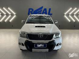 TOYOTA - HILUX - 2014/2015 - Branca - R$ 147.900,00