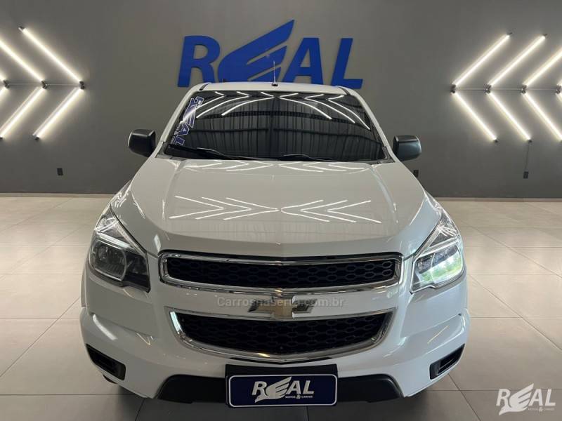 CHEVROLET - S10 - 2015/2015 - Branca - R$ 89.900,00