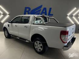 FORD - RANGER - 2015/2015 - Branca - R$ 89.900,00