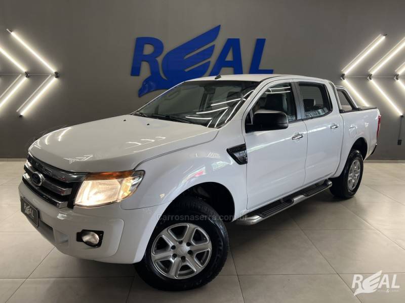 FORD - RANGER - 2015/2015 - Branca - R$ 89.900,00