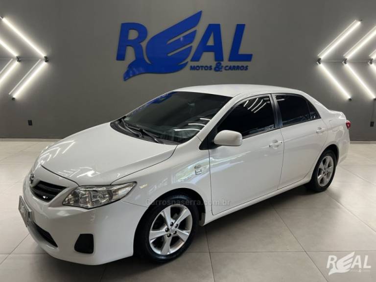 TOYOTA - COROLLA - 2014/2014 - Branca - R$ 68.900,00