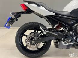 YAMAHA - XJ6 N - 2012/2012 - Branca - R$ 29.900,00