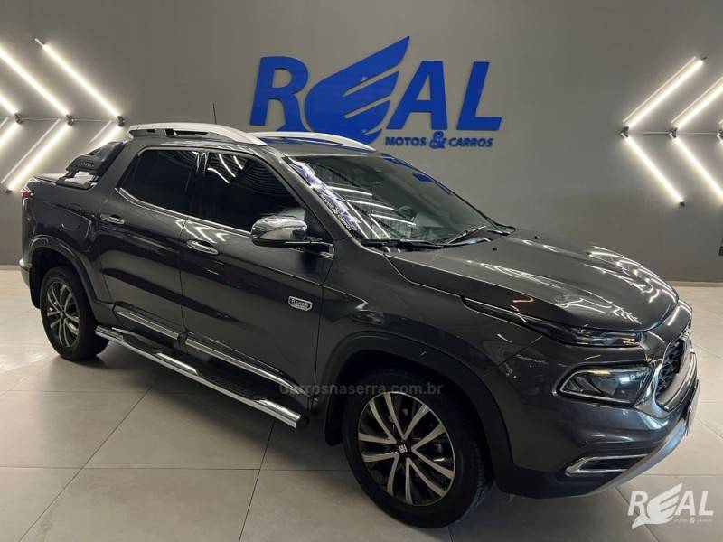 FIAT - TORO - 2023/2023 - Cinza - R$ 164.900,00