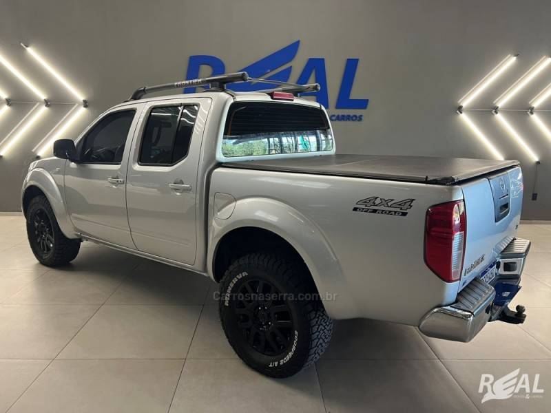 NISSAN - FRONTIER - 2016/2016 - Prata - R$ 121.900,00