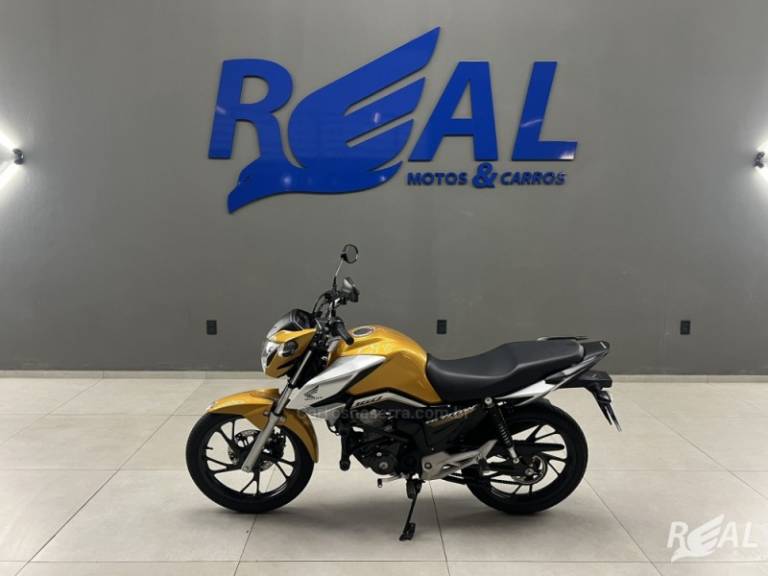 HONDA - CG 160 - 2021/2022 - Amarela - R$ 19.900,00