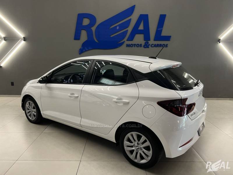 HYUNDAI - HB20 - 2022/2022 - Branca - R$ 66.900,00