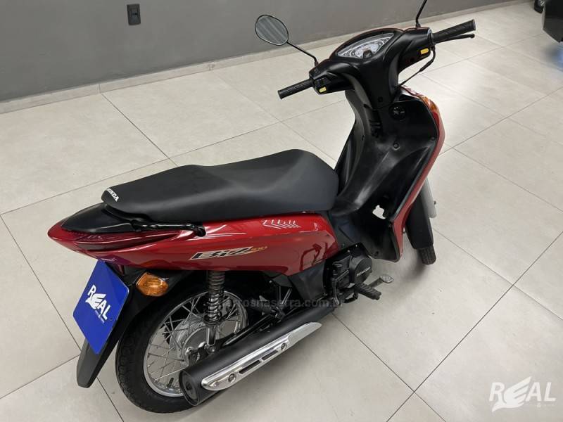 HONDA - BIZ 100 - 2015/2015 - Vermelha - R$ 10.900,00