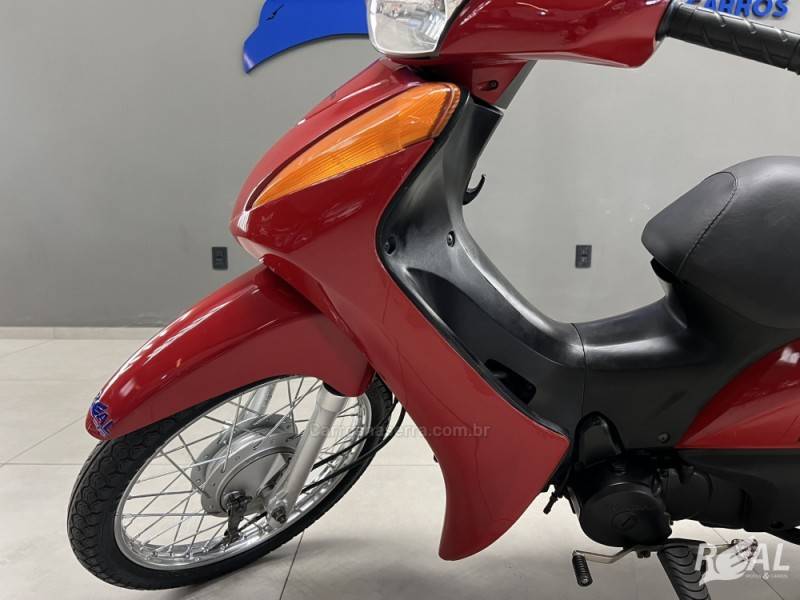 HONDA - BIZ 100 - 2015/2015 - Vermelha - R$ 10.900,00