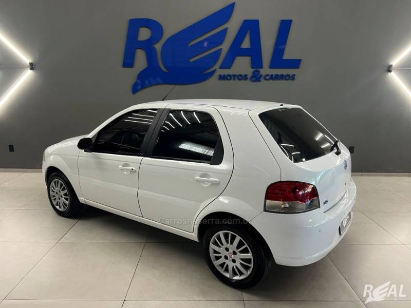 FIAT - PALIO - 2008/2008 - Prata - R$ 28.900,00