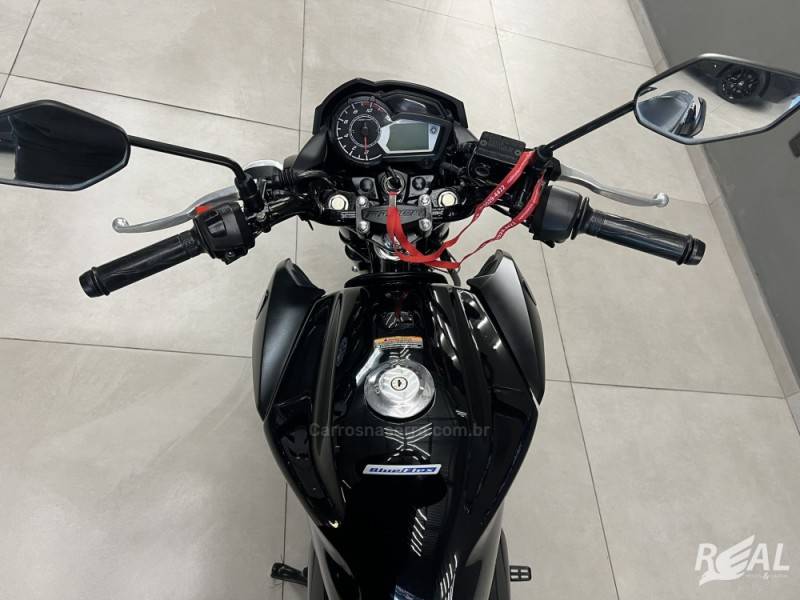 YAMAHA - FAZER - 2022/2022 - Preta - R$ 18.900,00